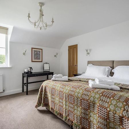 3 Bedroom Barn Conversion -Garden View - Ty Cerrig Barn Corwen Buitenkant foto
