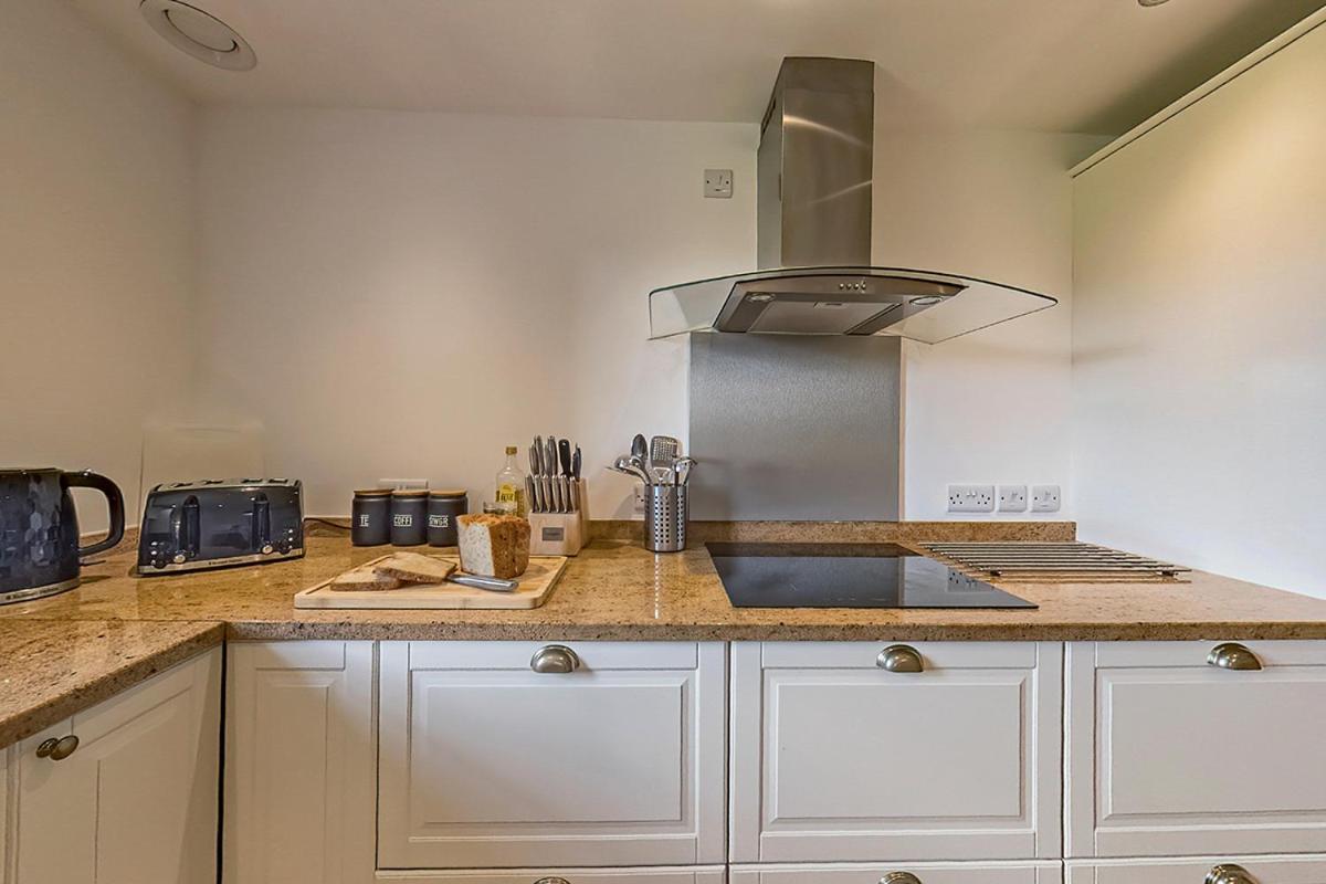 3 Bedroom Barn Conversion -Garden View - Ty Cerrig Barn Corwen Buitenkant foto