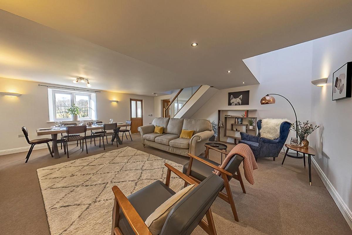 3 Bedroom Barn Conversion -Garden View - Ty Cerrig Barn Corwen Buitenkant foto